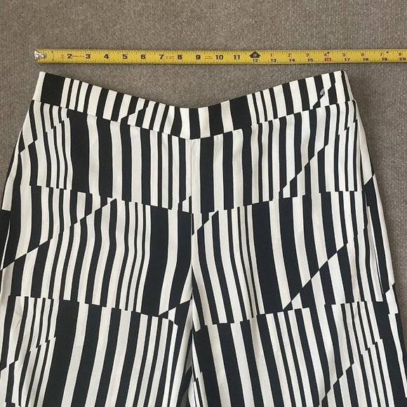 Chico's Pants Womens 2 (Size 12) Black Cream Cropped Wide Leg Ultimate Fit NEW - Picture 8 of 12